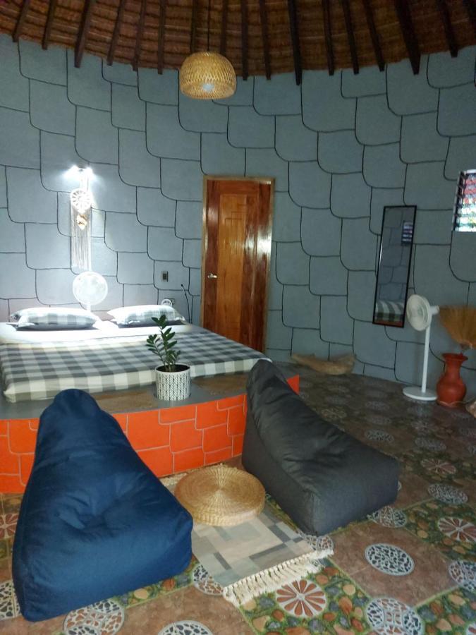 Rhenmart-Inn Siquijor Buitenkant foto